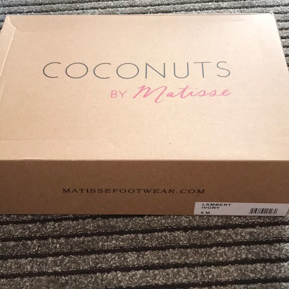 Coconuts by Matisse Shoes Coconut By Matisse Poshmark